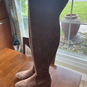 Chic Brown Suede Over-the-Knee Boots